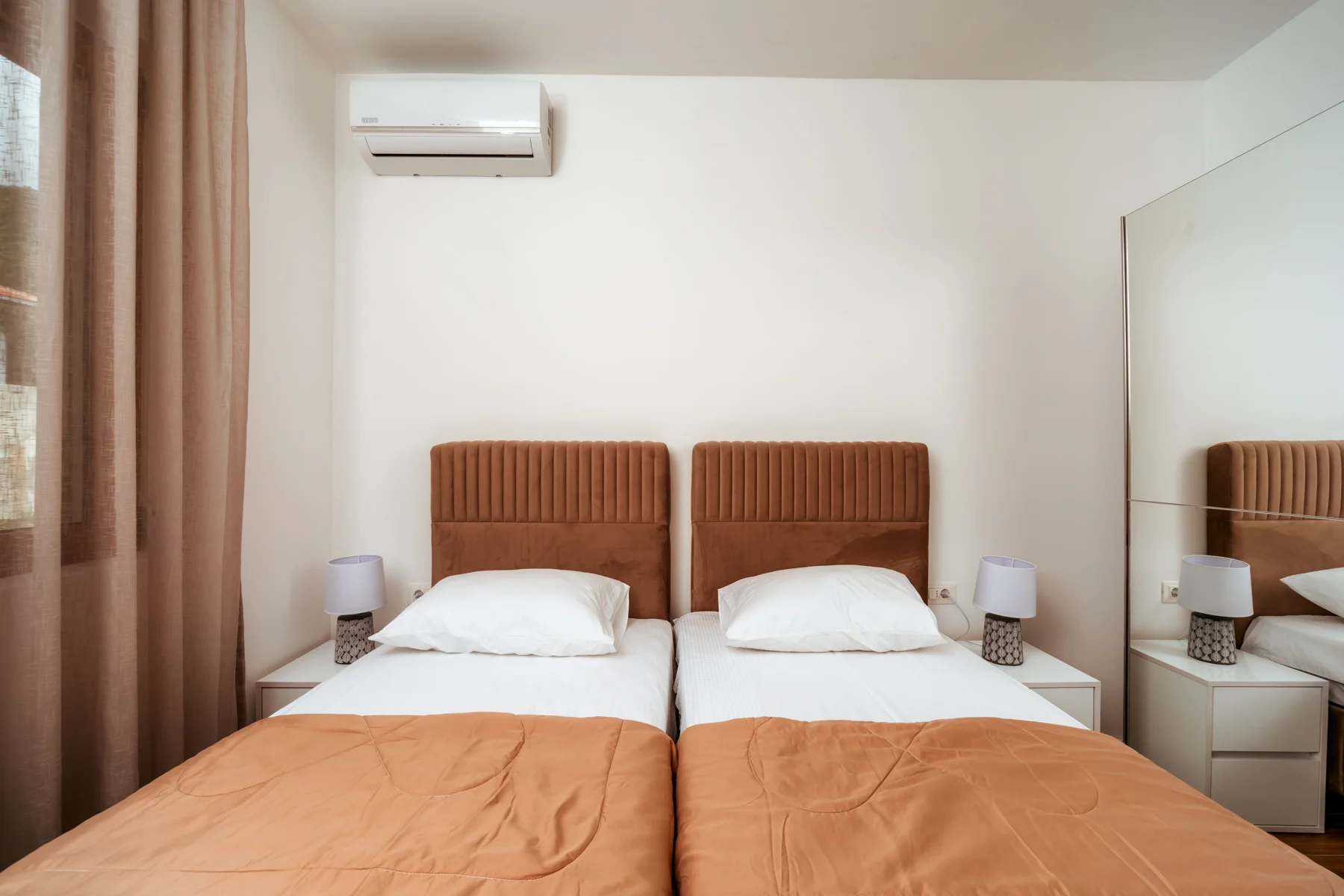 Pool Villa — twin beds