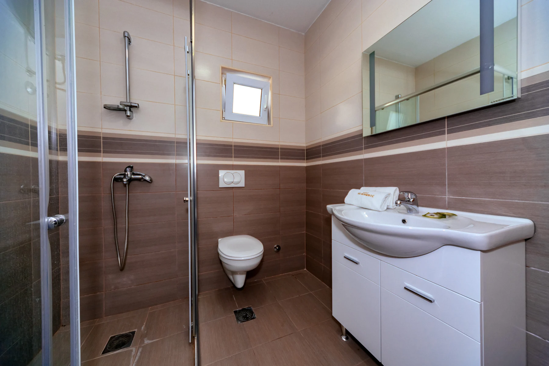 Uphill Villa — bathroom